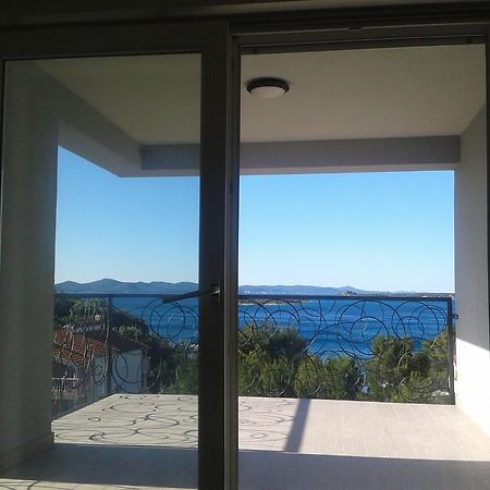 Oleandra Apartments Drage Bagian luar foto