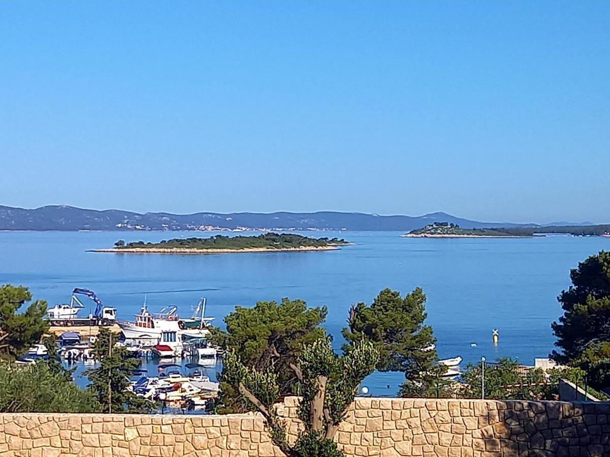 Oleandra Apartments Drage Bagian luar foto