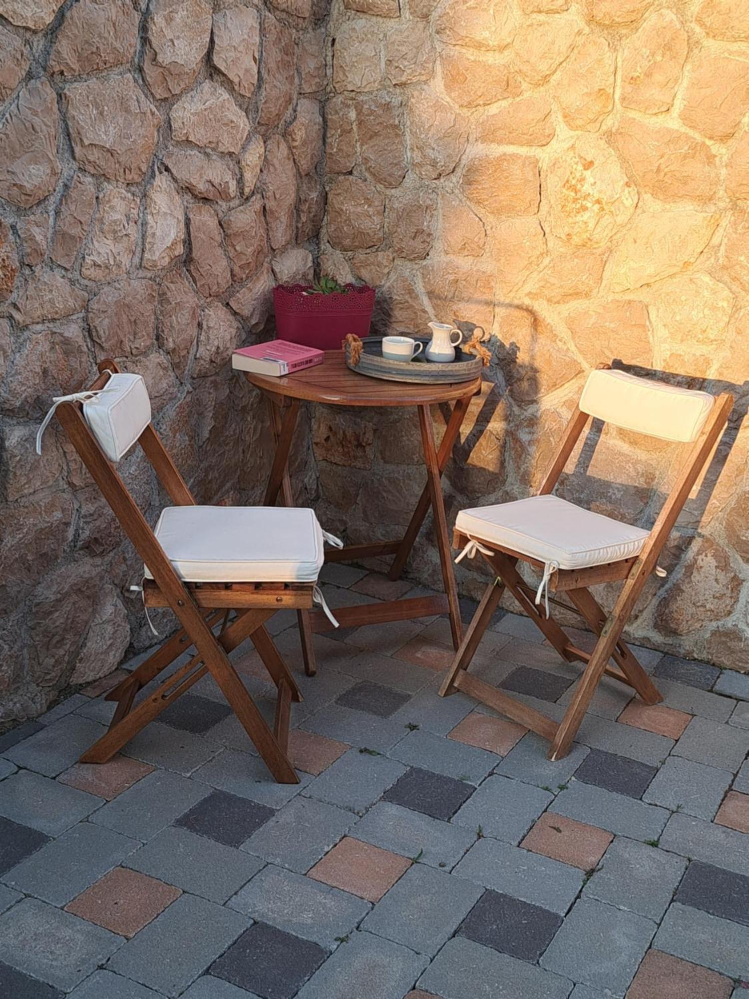 Oleandra Apartments Drage Bagian luar foto