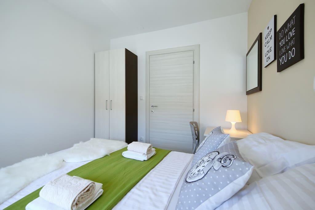 Oleandra Apartments Drage Bagian luar foto
